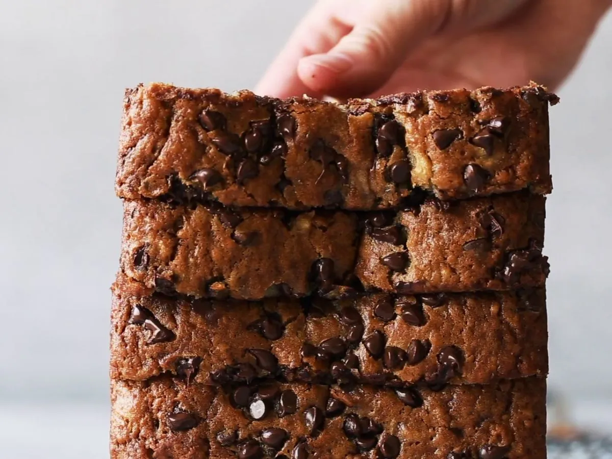 chocolate chips banana bread