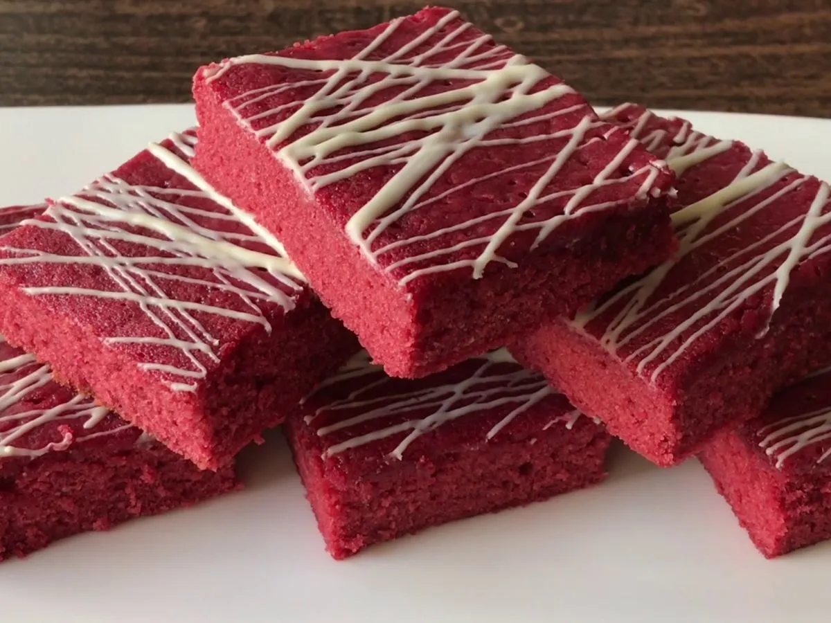 red velvet brownies