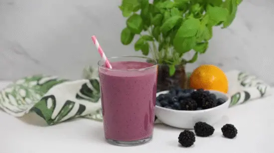 cucumber berry basil smoothie