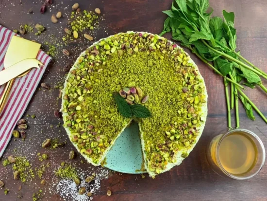 pistachio cheesecake