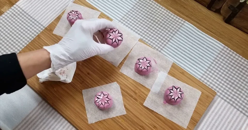 Pink Cute Mini Cakes
